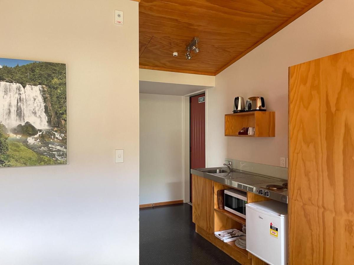 Waitomo Lodge Te Kuiti Exterior photo